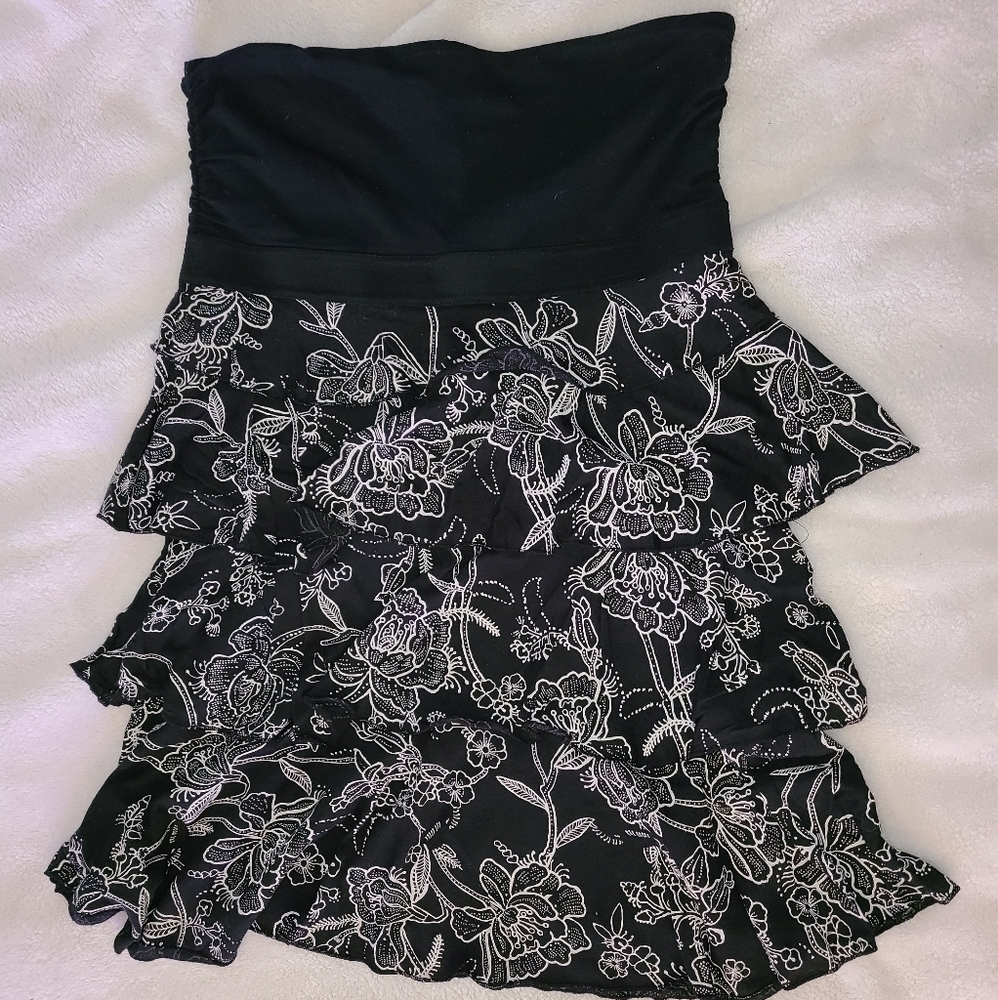 Strapless dress